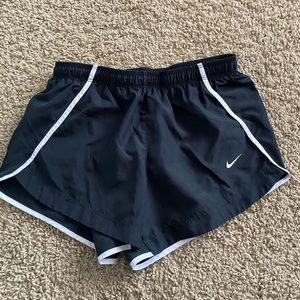 black nike athletic shorts